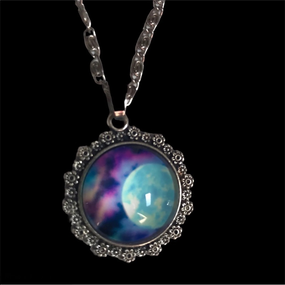 Celestial Galaxy Moon Silver Tone Pendant Necklace Chain 90’s